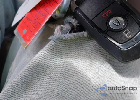 2020 Ford Escape Se z USA, uszkodzony, nr VIN 1FMCU9G61LUA92700